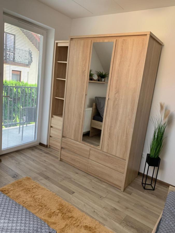 Cozy 2-Bedroom Vacation Apartment With Entire Top Floor Gaj  외부 사진